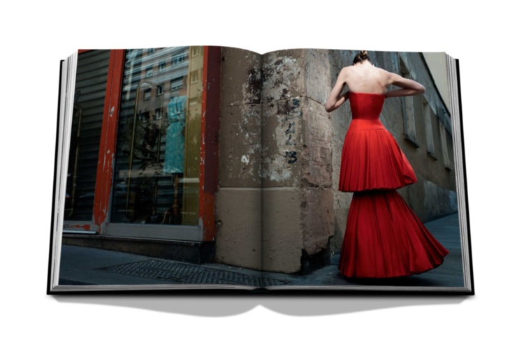 Dior By Raf Simons (French Version) ASSOULINE