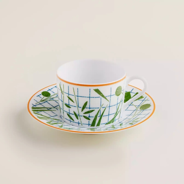A Walk in the Garden tea cup and saucer Hermes