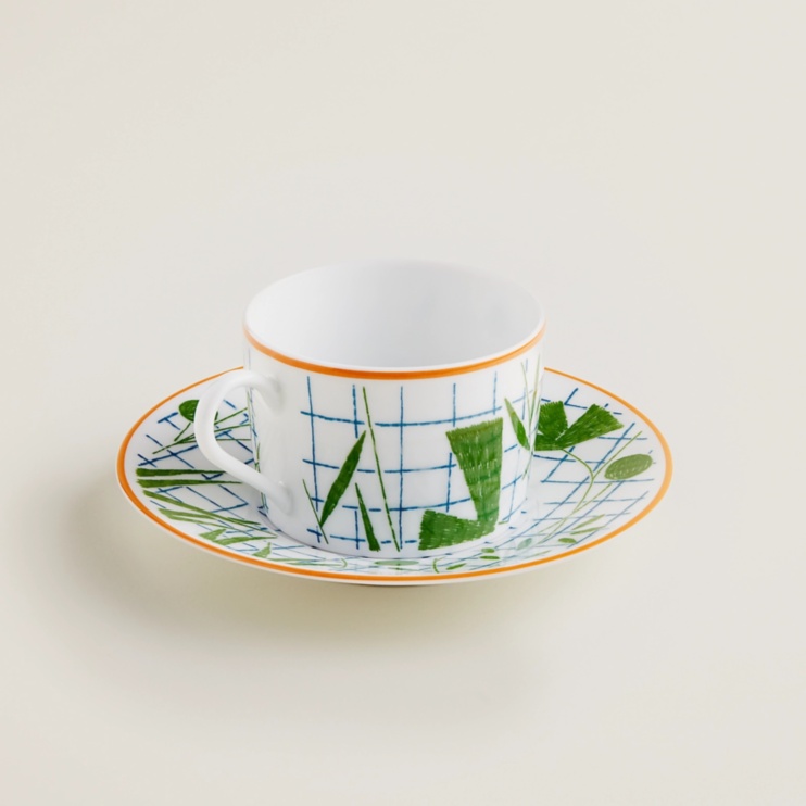A Walk in the Garden tea cup and saucer Hermes