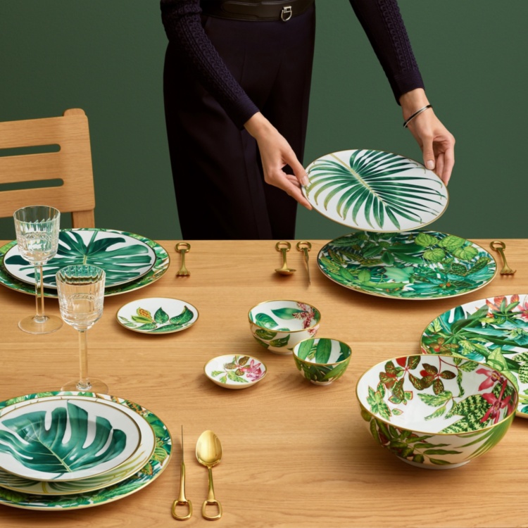 Passifolia dinner plate №2 Hermes