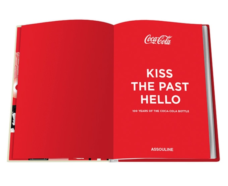 Kiss the Past Hello ASSOULINE