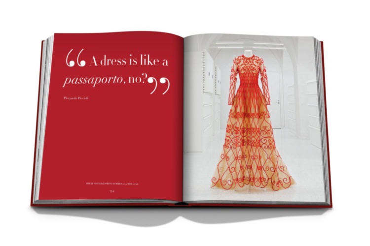 Valentino Rosso ASSOULINE