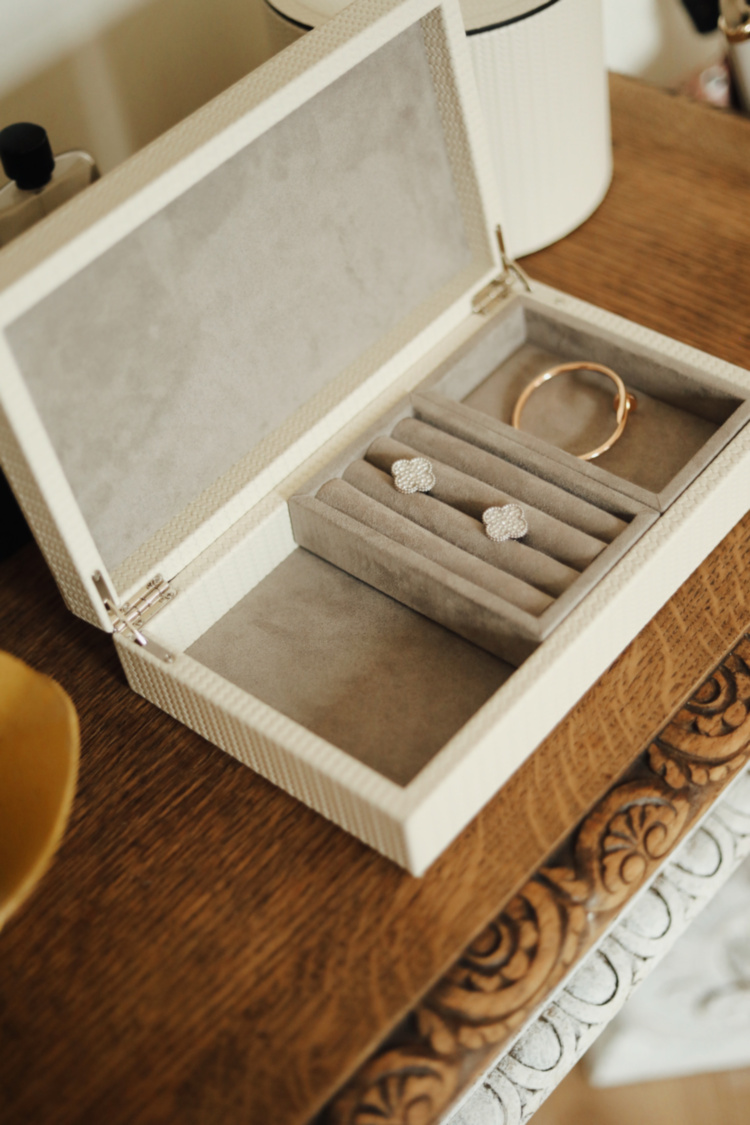  Prestige Jewellery Box(Cream) Pinetti