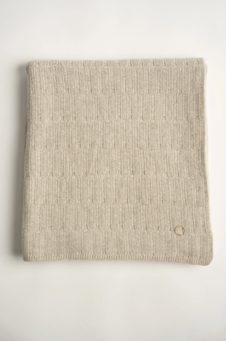 Lake Throw in Feather OYUNA