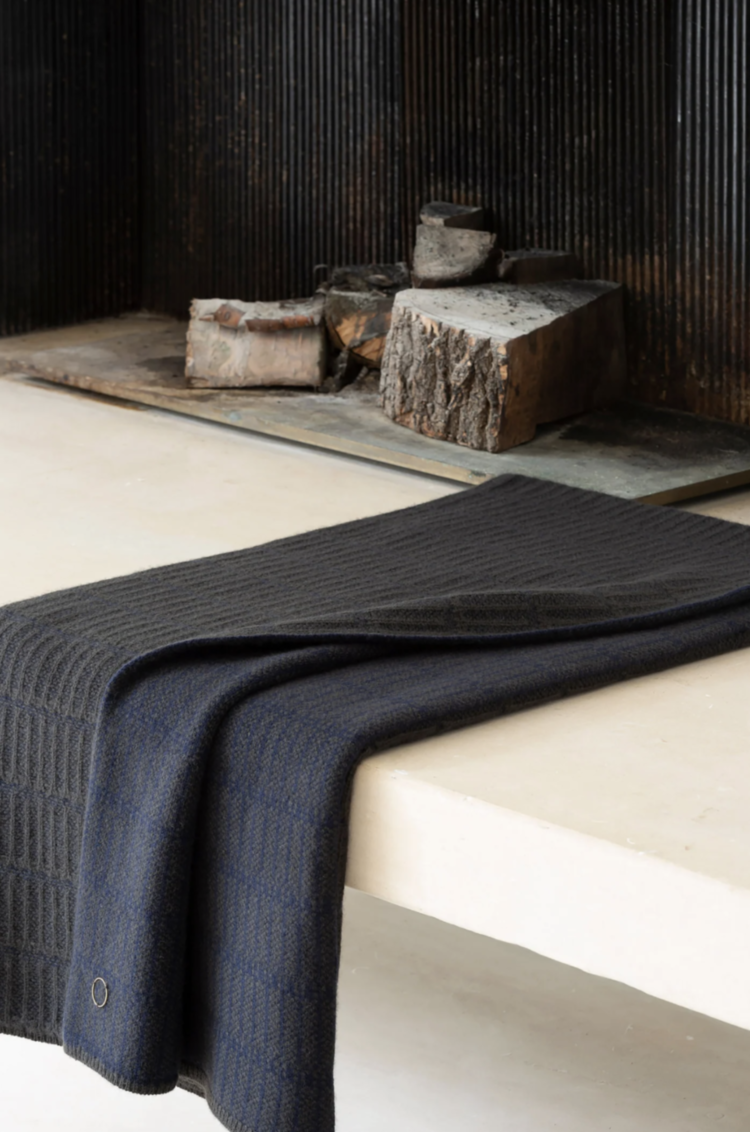 Crossing Throw in forest & ocean OYUNA