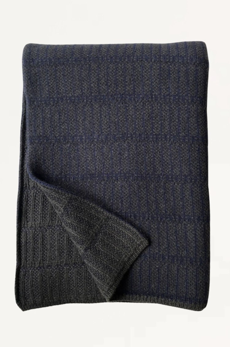 Crossing Throw in forest & ocean OYUNA