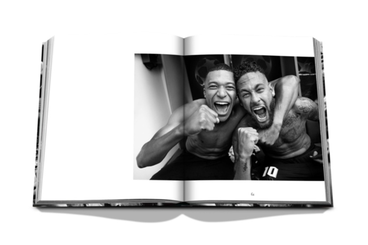 Paris Saint-Germain ASSOULINE