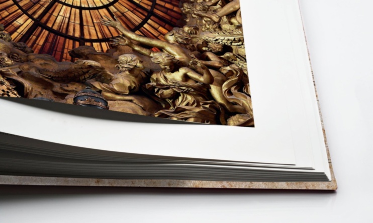 Vatican: A Private Visit to a Secret World ASSOULINE