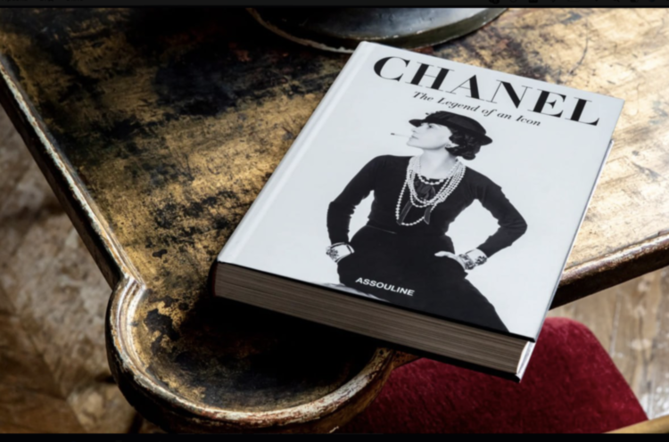 CHANEL: THE LEGEND OF AN ICON ASSOULINE