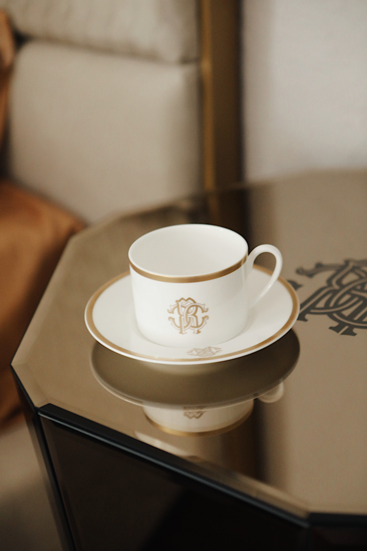 Silk Gold Cups & Saucers - Set of 2