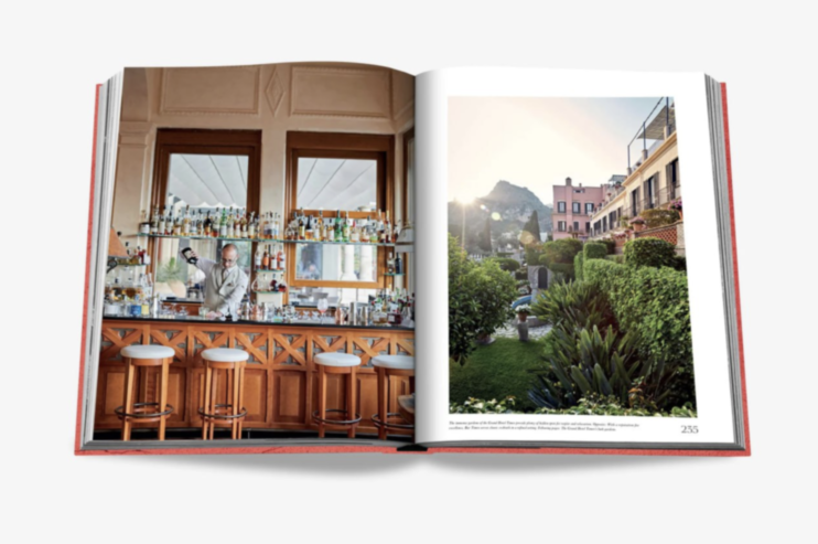 VILLEGGIATURA: ITALIAN SUMMER VACATION ASSOULINE