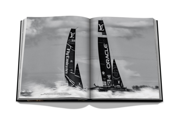 Louis Vuitton: Trophy Trunks ASSOULINE