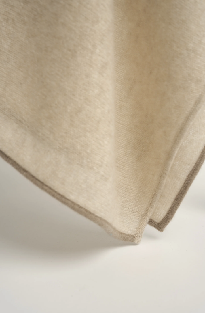 DAYA Cashmere Throw  (Beige) OYUNA