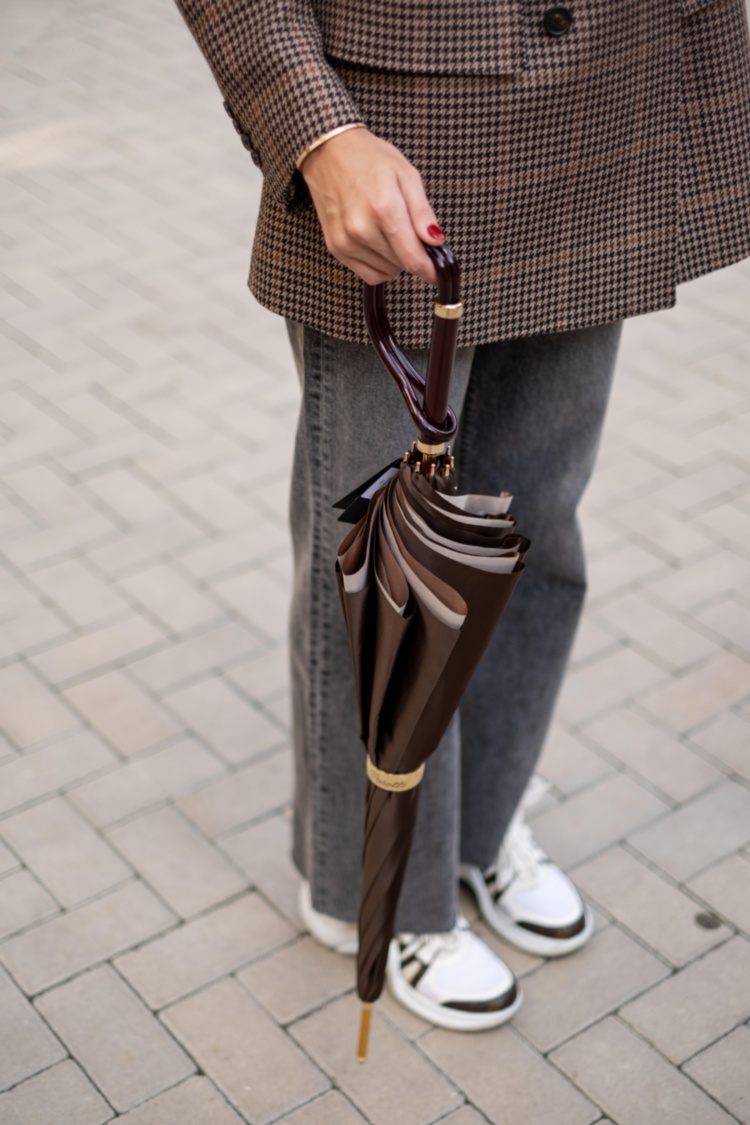 Brown Dahlia Umbrella, Double Cloth Pasotti
