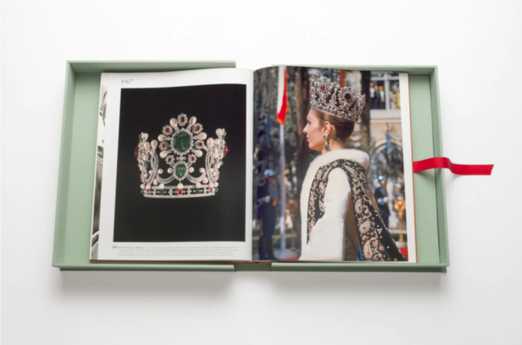 THE IMPOSSIBLE COLLECTION OF JEWELRY ASSOULINE