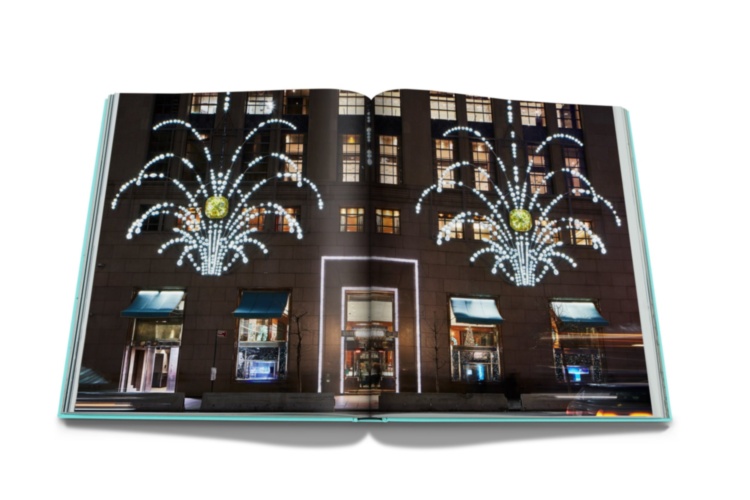 Windows at Tiffany \u0026 Co. ASSOULINE